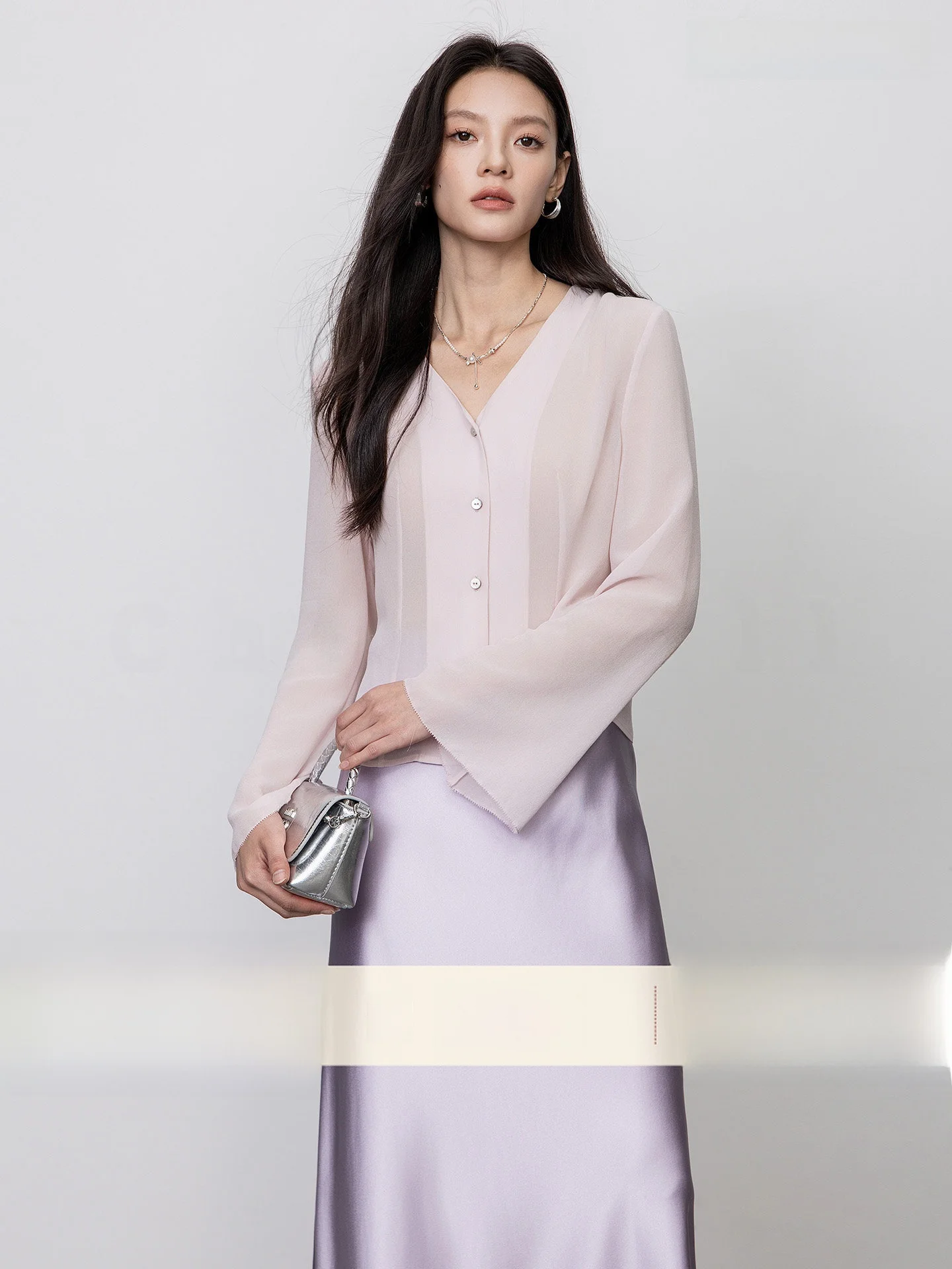 

Silk Shirt Women's 100% Silk Bell Sleeve Waist Cinching Slimming Shirt V-Neck Commute Small Shirt Top Elegant Simple...