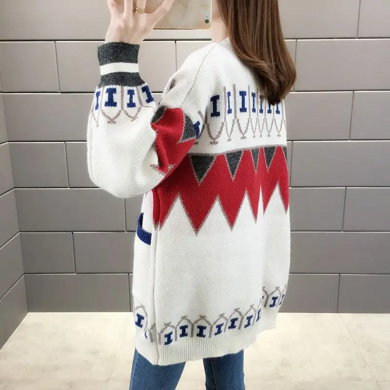 

Весенне-осенний женский новый корейский вязаный кардиган 2025 года — свободный стильный свитер для ранней осени, внешний слой