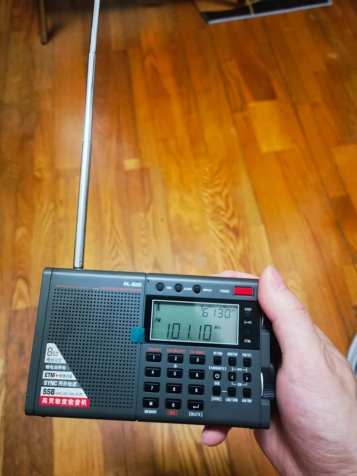 PL-520 Fm, Long Wave, Medium Wave, Short Wave - SSB Radio