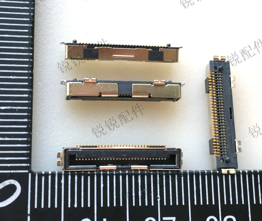 For Foxconn LVDS Connector LCD cable socket 0.5 Pitch 30-pin LVDS connector screen cable holder