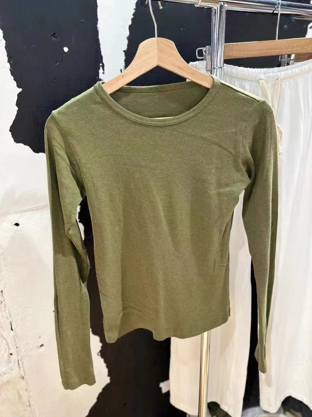 Vintage Green Basic Long Sleeve T-shirt For Woman O-Neck Slim Cotton Tee Shirt Autumn Casual Vintage Streetwear Y2k Tshirt Tops