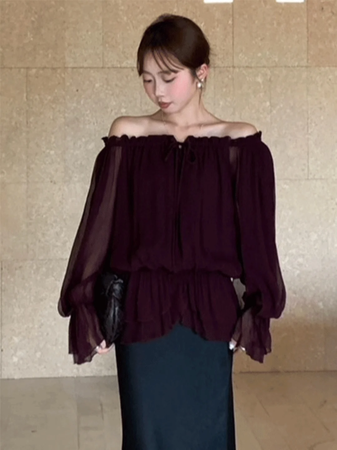 

Elegant Purple Shirt for Women with Wood Grain And Lace Design French Style Loose Fit Short Sleeve Top