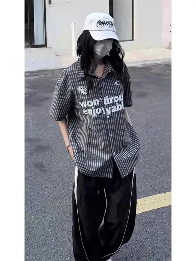 

Мужская летняя приталенная футболка с полосками, дышащая, легкая, модная, повседневная, в стиле колледж