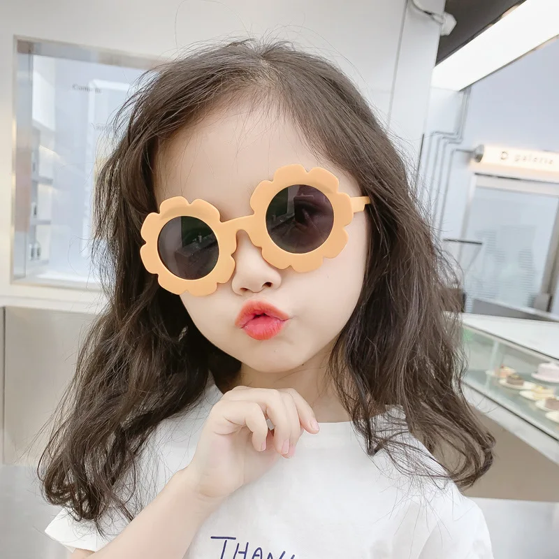 Cute Flower Children\'s Sunglasses Candy Color Frame Boys And Girls Glasses Outdoor UV Protection Kids Sunglasses