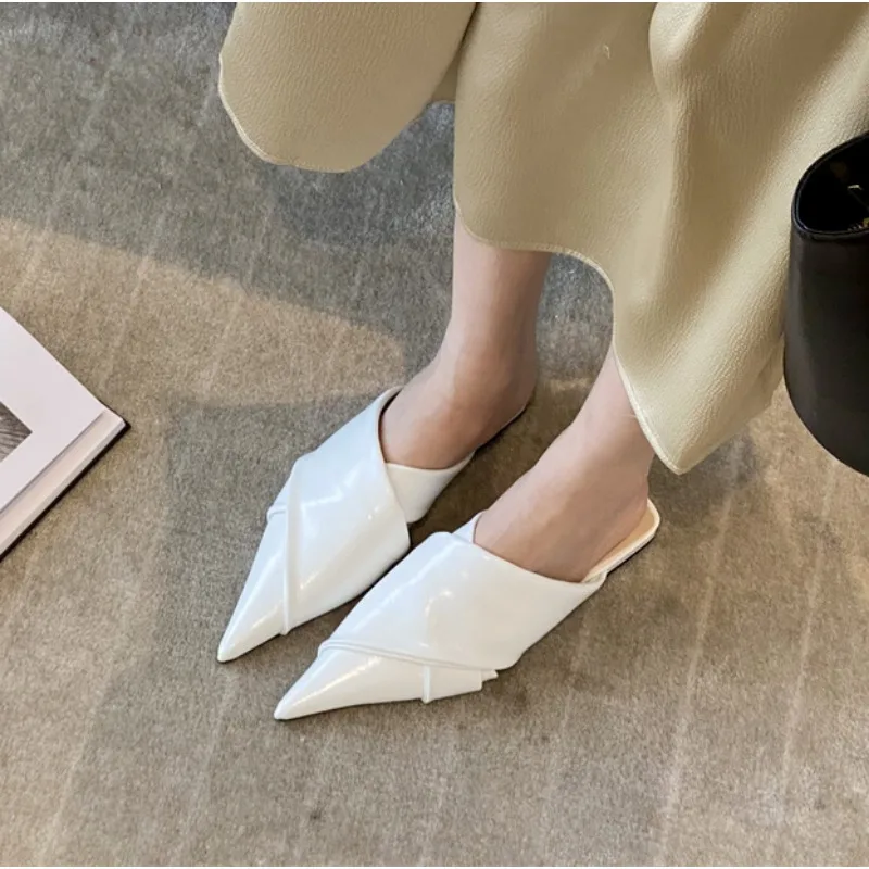 Mules Slippers New Fashion Luxury Shoes Women Sandals Pointed Toe Female Casual Outside Shallow Ladies 2024 Gladiator Flats