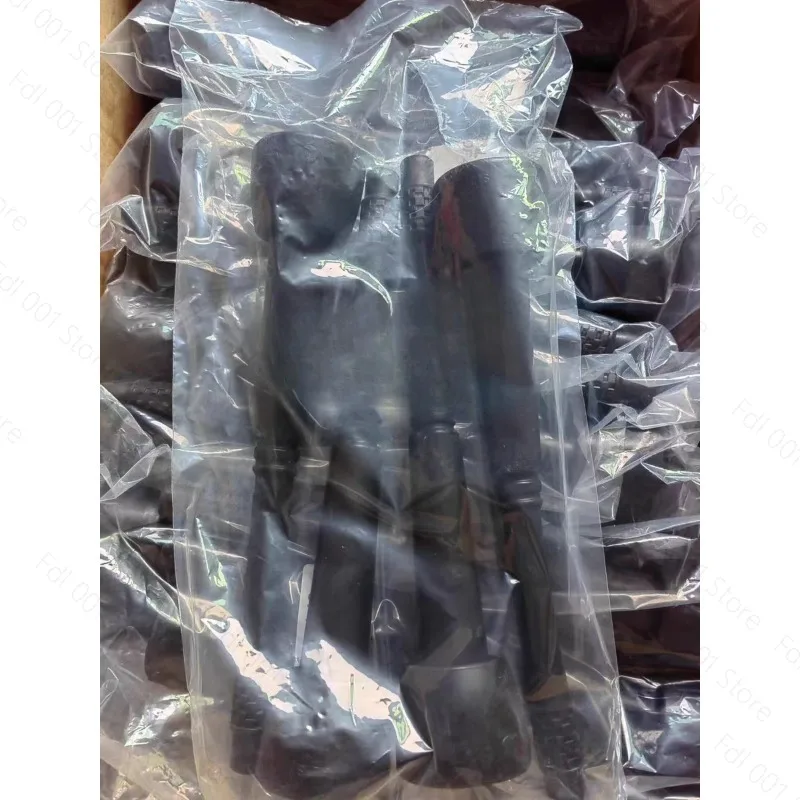 Original imported British triangle milk lining milk hall accessories New Zealand black silicone triangle milk lining
