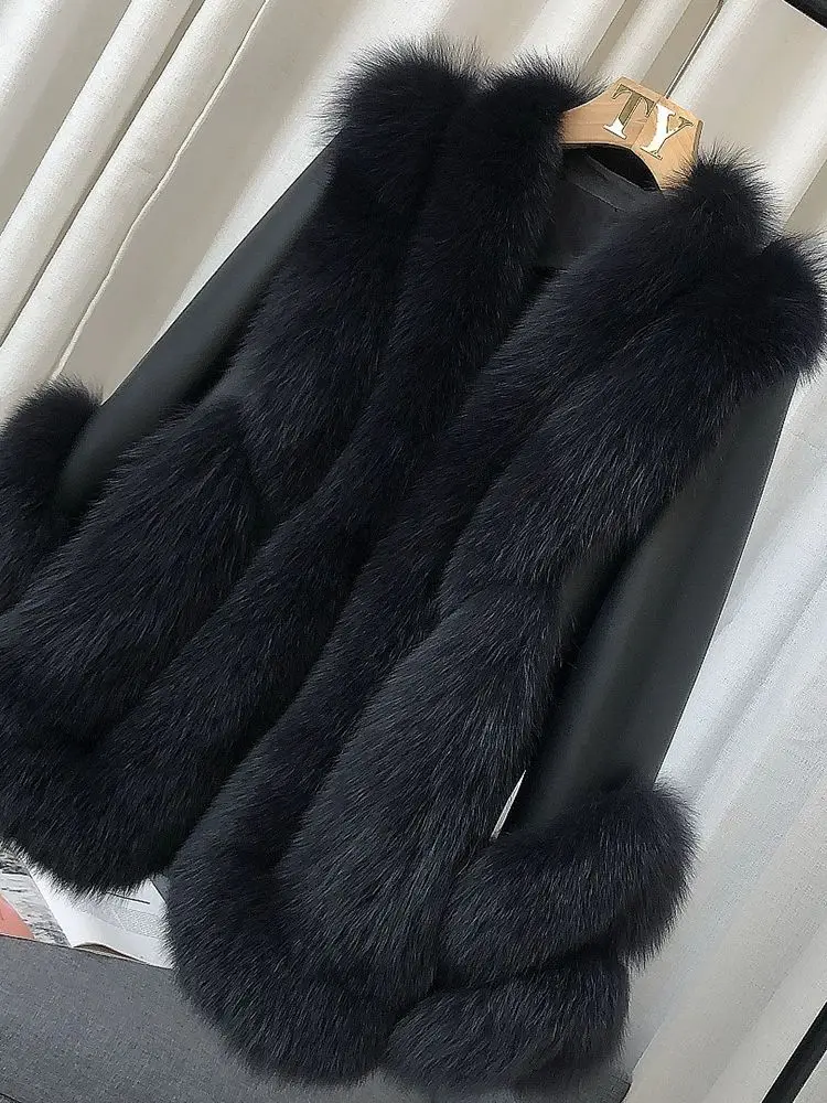 Whole Skin Fox Fur Grass Women's Mid length 2023 New Fur Integrated Sheep Skin White Duck Down Down Coat Winter