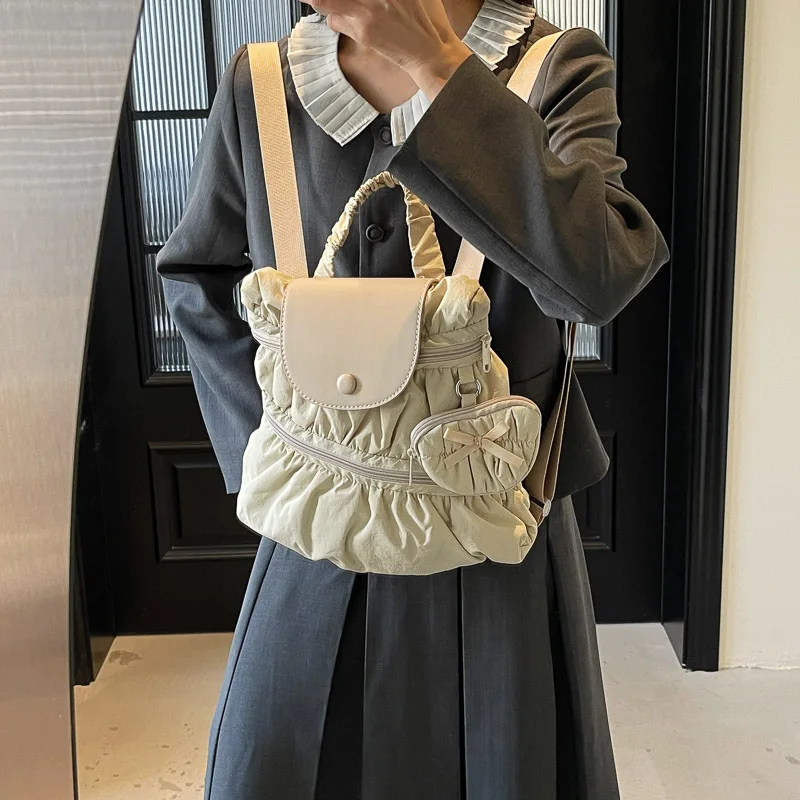 حقائب ظهر نسائية غير رسمية من النايلون 2025 حقائب مدرسية كورية للطلاب الجامعيين ذات سعة كبيرة حقائب ظهر خارجية للسيدات Mochilas