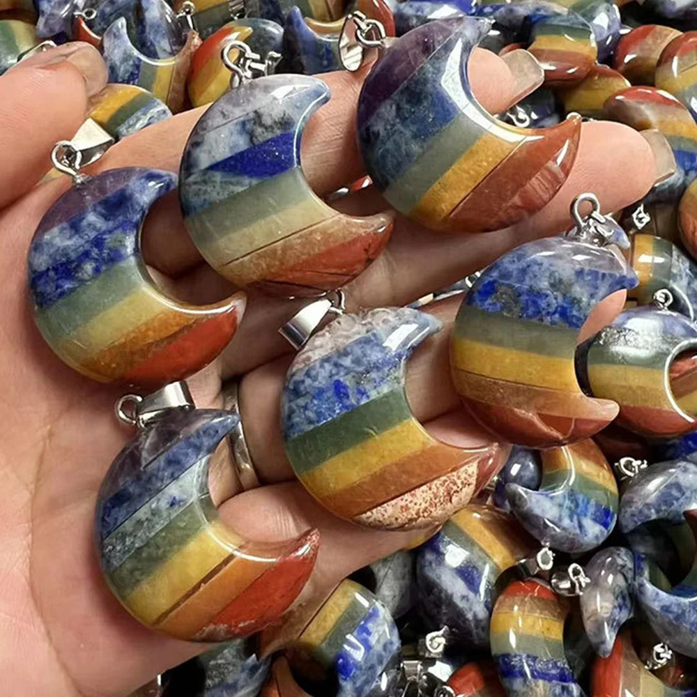 

7 Chakras Moon Shape Pendant Seven Colors Natural Stone Crystal Stitching Charms Meditation Reiki Healing Balancing Gemstone