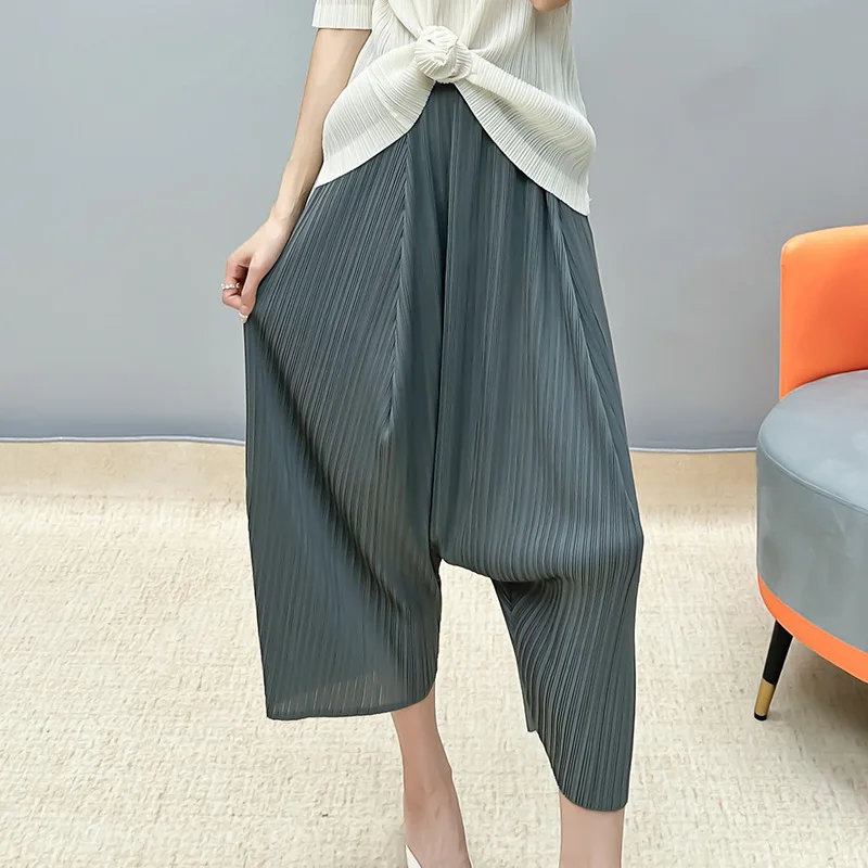 Miyake Pleated Summer Casual Pants, Women's Spring New Solid Color Loose Pleated Seven Part Harun Pants