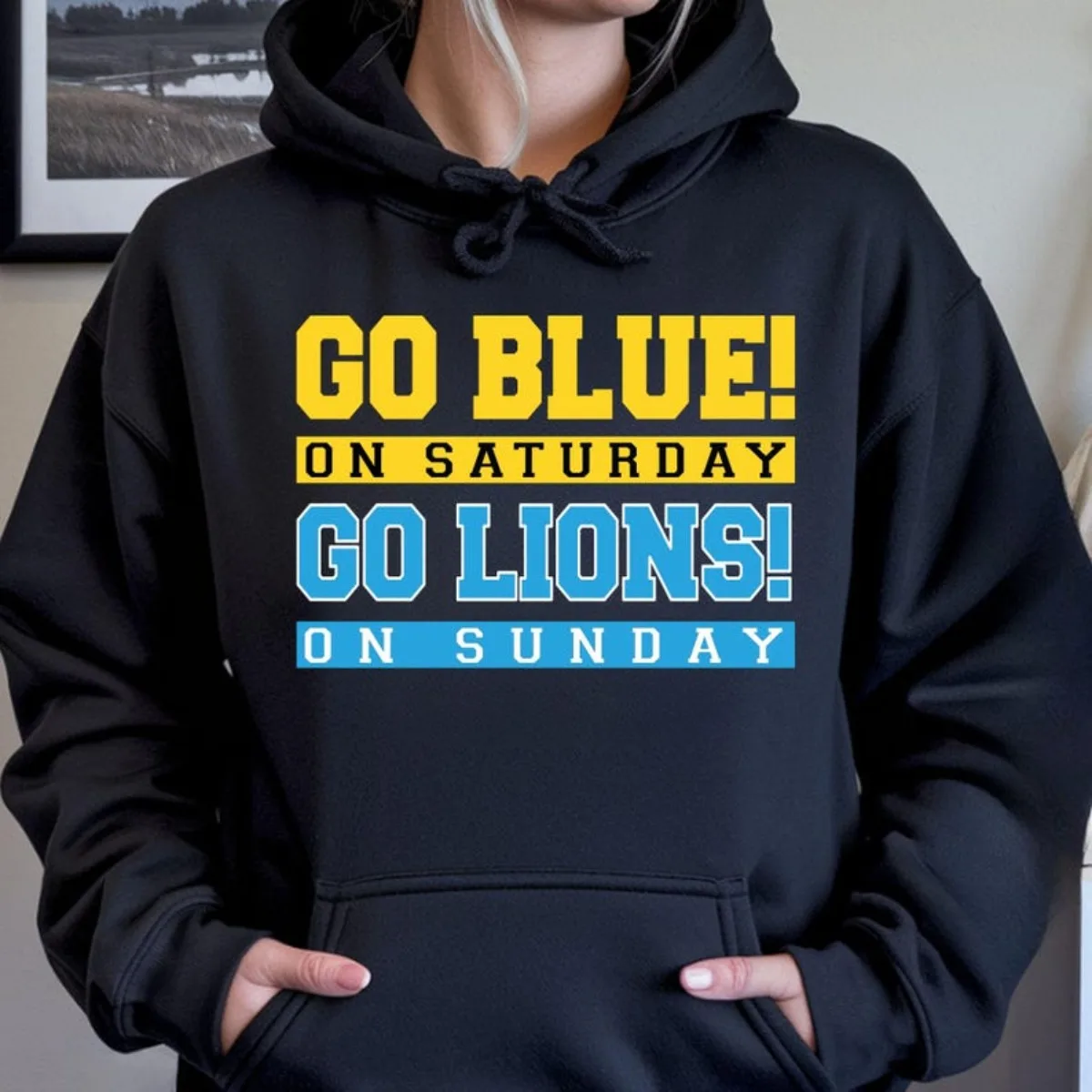سويت شيرت نسائي Go Blue on Saturday Go Lions on Sunday، سترة ميشيغان لكرة القدم، مروحة ميشيغان ولفيرينز وديترويت ليونز #1