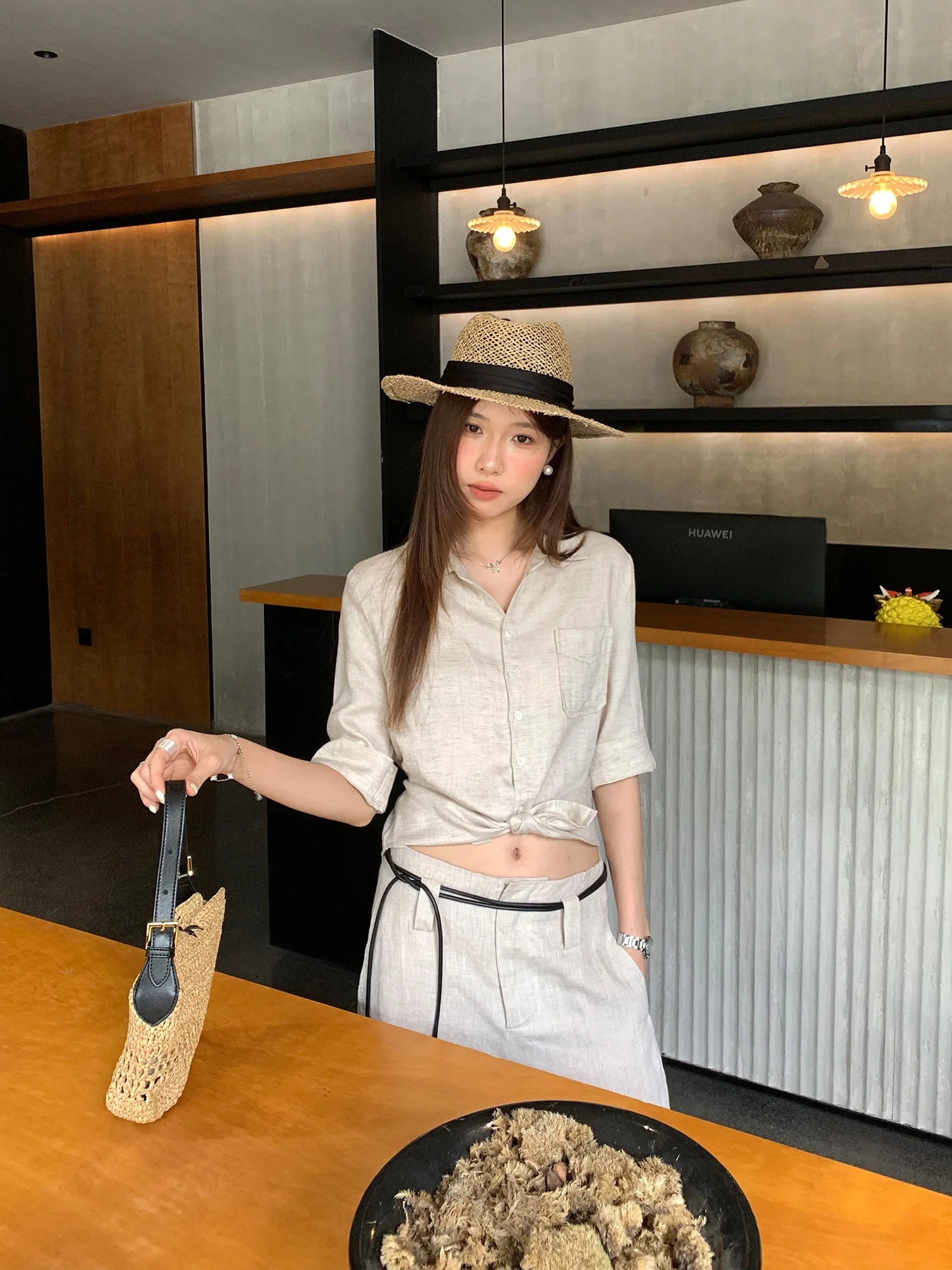 

Linen Blend Slim Fit Shirt Women's Summer 2026 New Style Breathable Collar mid Sleeve Tie Waist Slimming Top