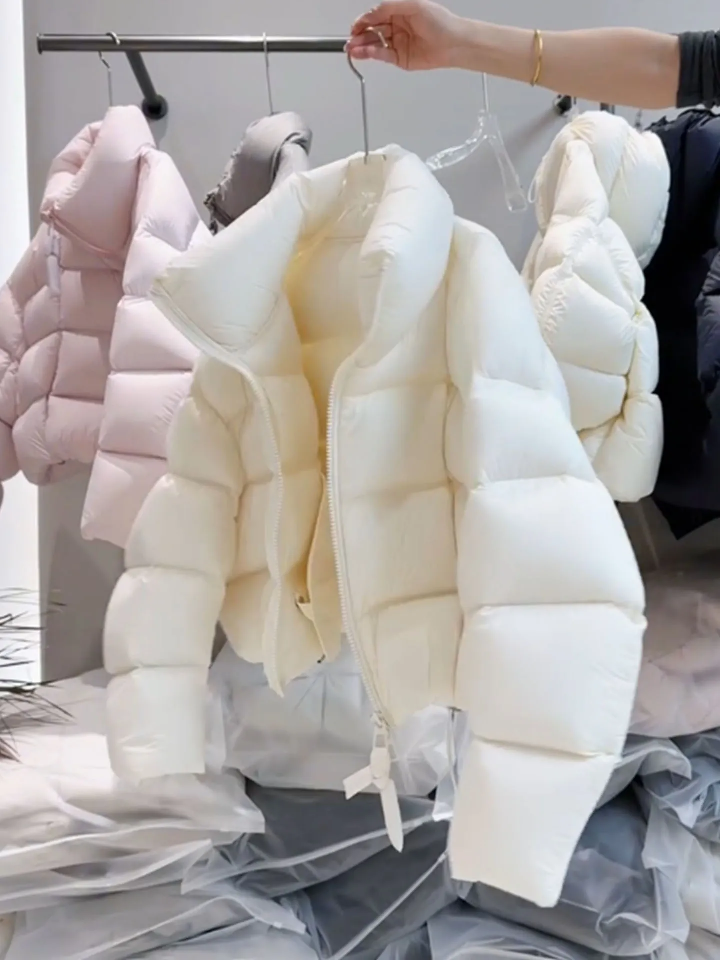 Korean Sle ort Puffer Jaet Women's Thiened Warm Stand Collar Bread Coat Winter 2025 New Arrival White Du down