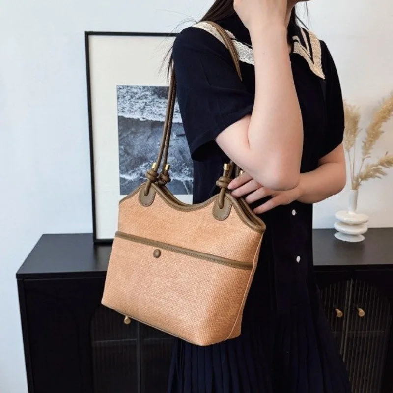 

Модная дизайнерская женская сумка для подгузников: элегантная кожаная вместительная сумка-тоут в минималистичном стиле, роскошная повседневная стильная сумка для поездок на работу