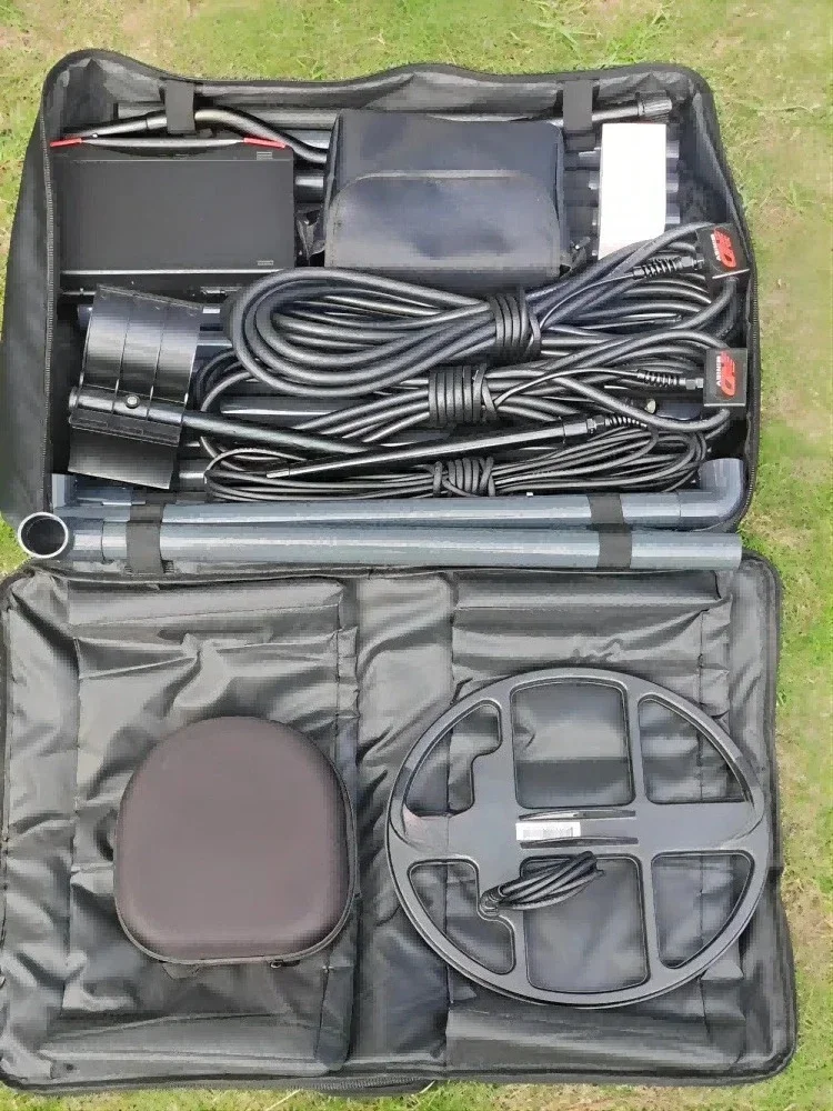 

Pulse Underground Metal Detector Black Treasure Hunting Instrument Treasure Hunting Outdoor Remote Gold Silver and Copper