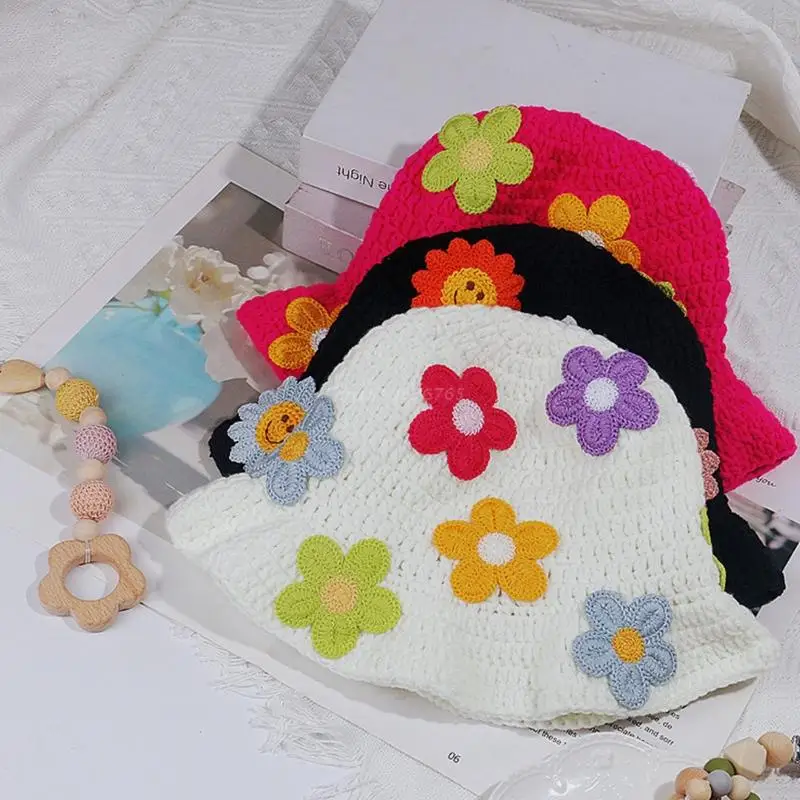 Women Floral Crochet Bucket Hat Multi-Color Flower Decor Wide Brim Bucket Caps Skin-friendly Breathable Fisherman