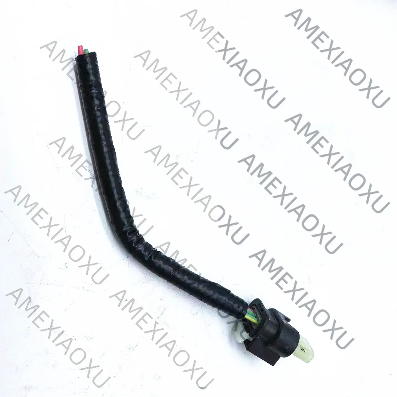 

Fit for Dongfeng for Fengshen E70 19-22 model E70 water pump plug electronic water pump wire