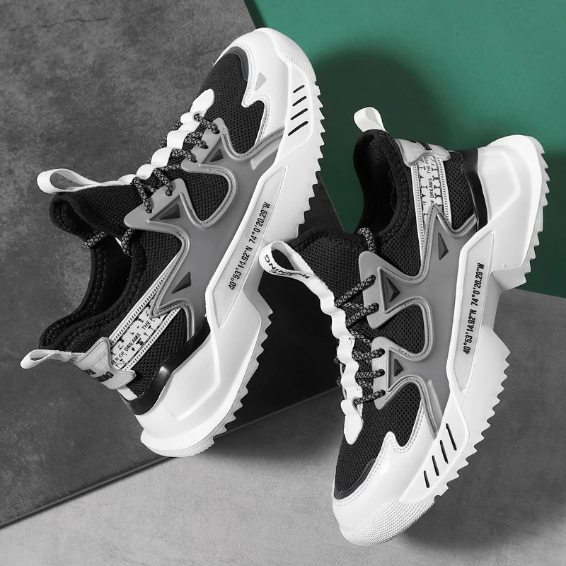 メンズシューズ 2025年 春秋新作 スポーツシューズ、耐久性と軽量性を備えたランニングシューズ、通気性抜群、ティーンエイジャー、中学生向け