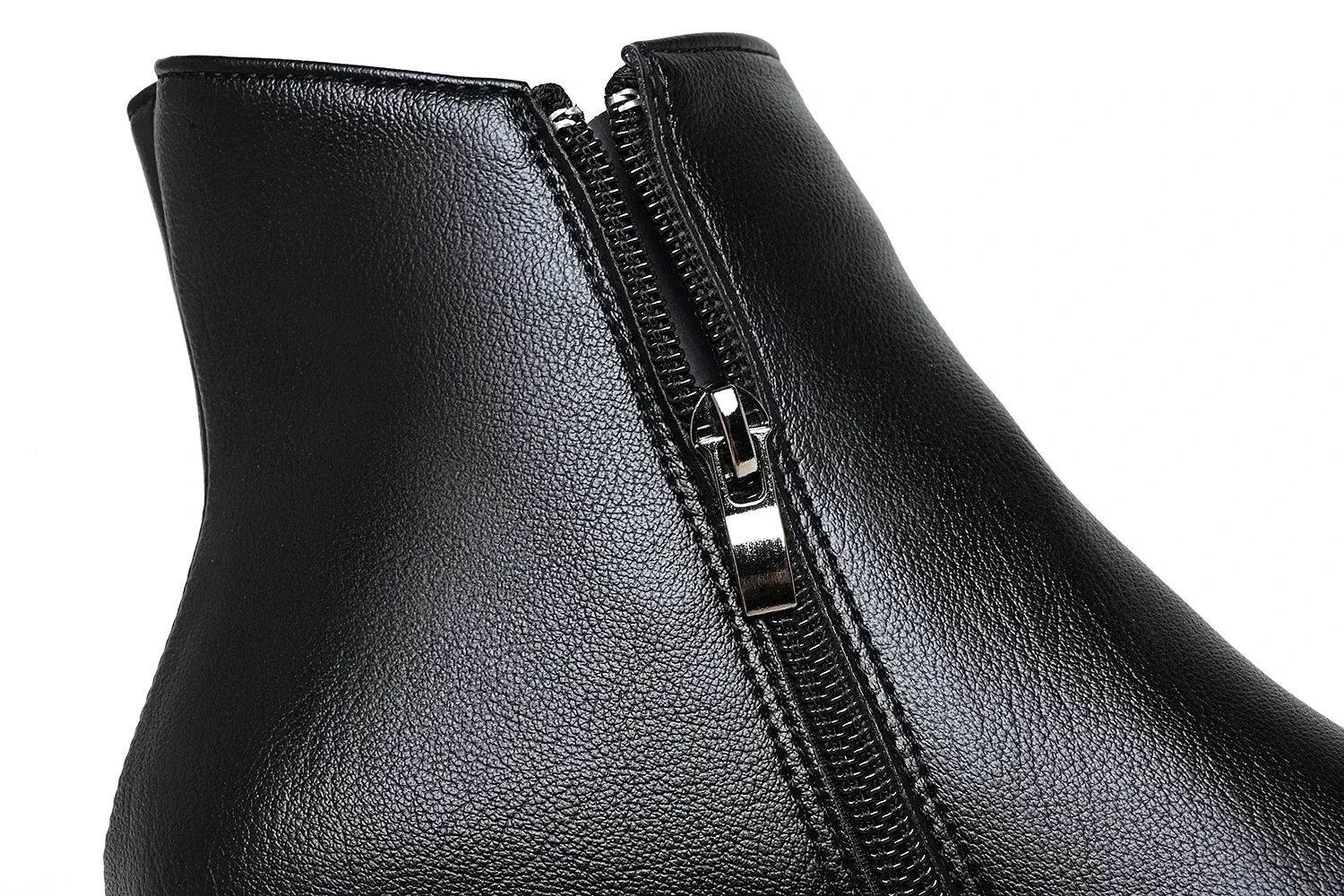 Herbst und Winter 2026 Damenstiefel Britischer Stil Modische Stiefel für Frauen Neue Dickabsatzige Übergroße Modische Kurzstiefel – Detail 24