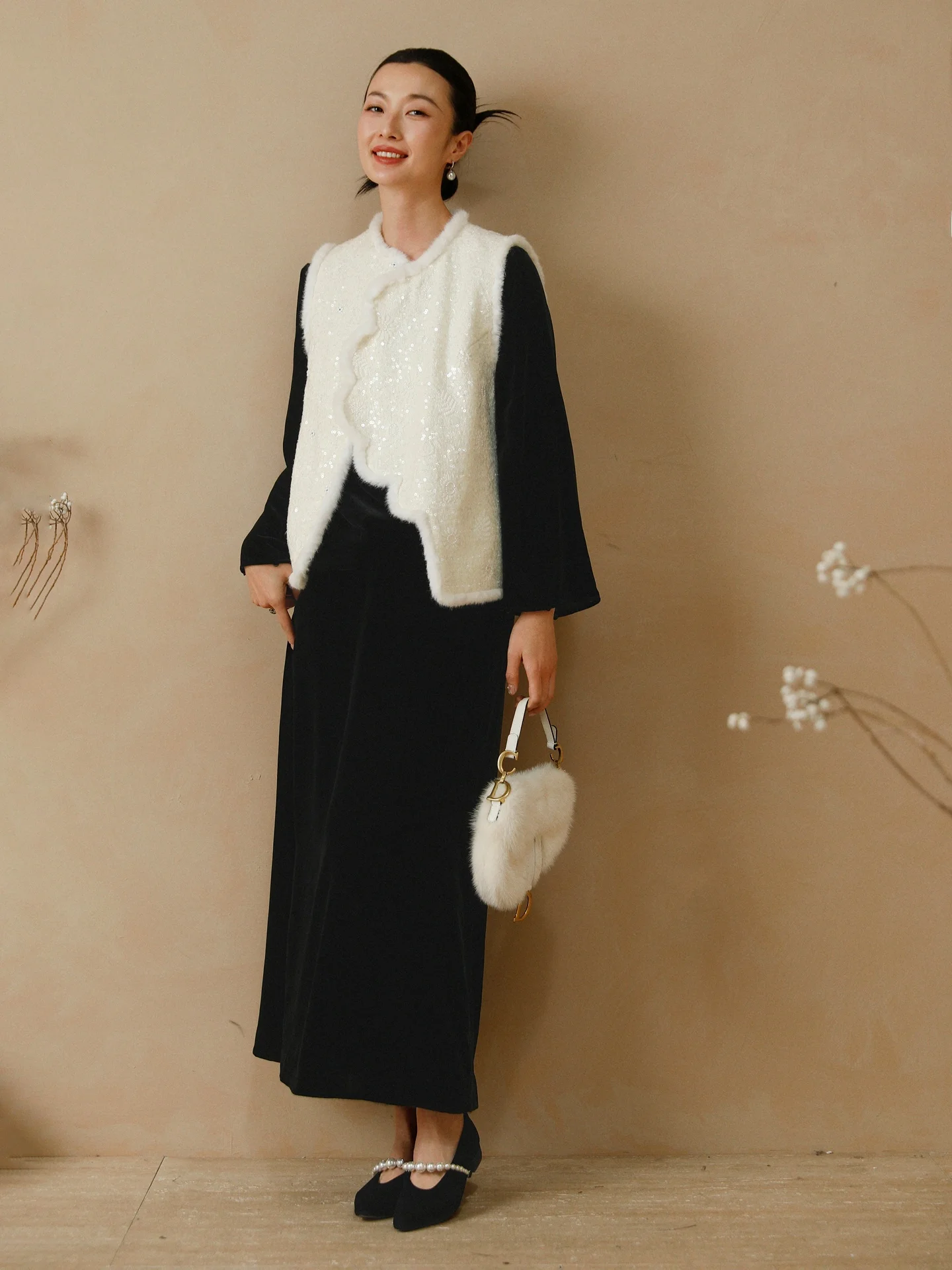 

Новая женская зимняя куртка-жилет из грубого твида в китайском стиле, модная верхняя одежда из шерстяной смеси, укороченная, коллекция 2025 года