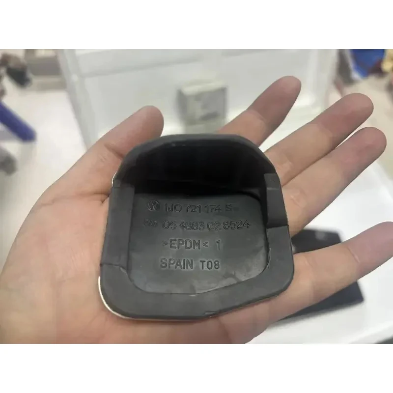 R-Line Rare Pedal V 4 R32 Lupo 9N 6R