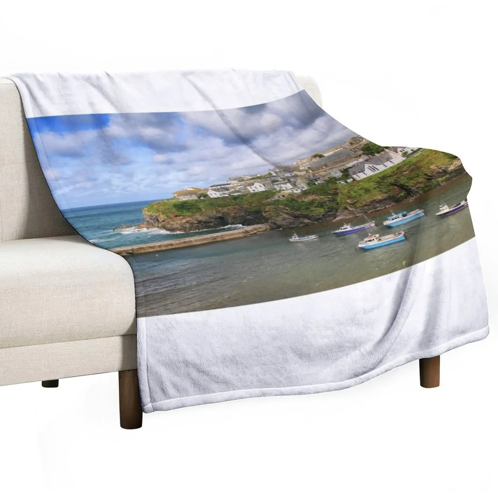 

The village of Port Isaac in Cornwall Throw Blanket Quilt Winter beds Warm anime Blankets