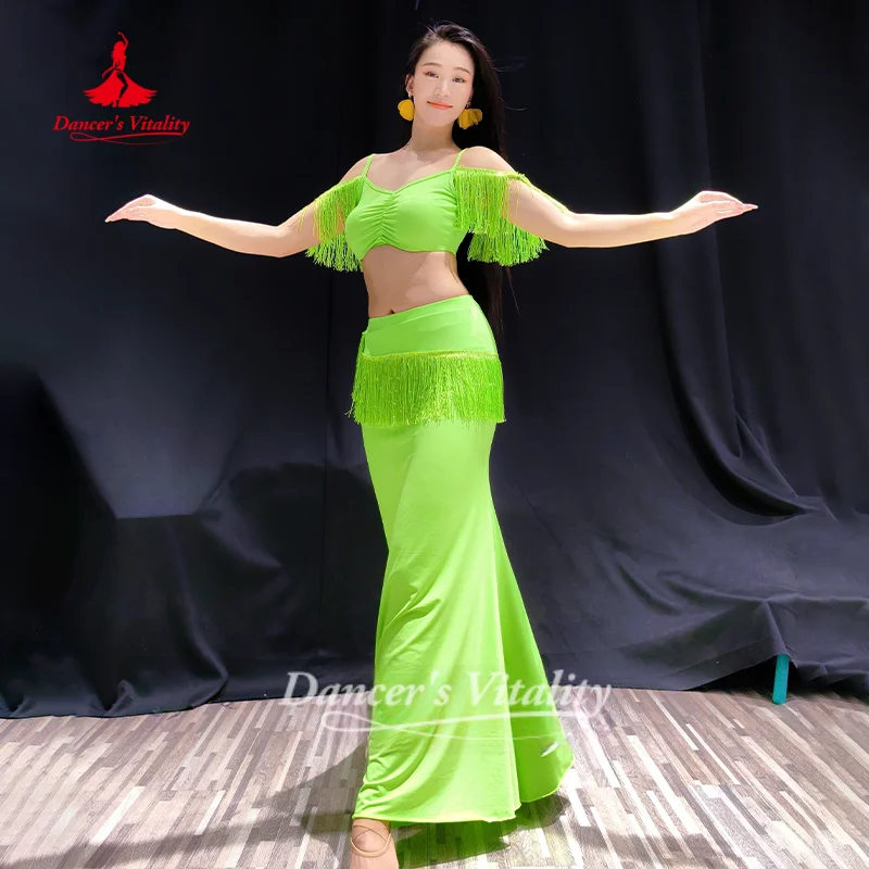 costume-da-danza-del-ventre-per-donne-set-con-nappe-verdi-sexy-ed-eleganti-abbigliamento-per-pratica-di-danza-orientale-per-adulti-vitalita-della-ballerina