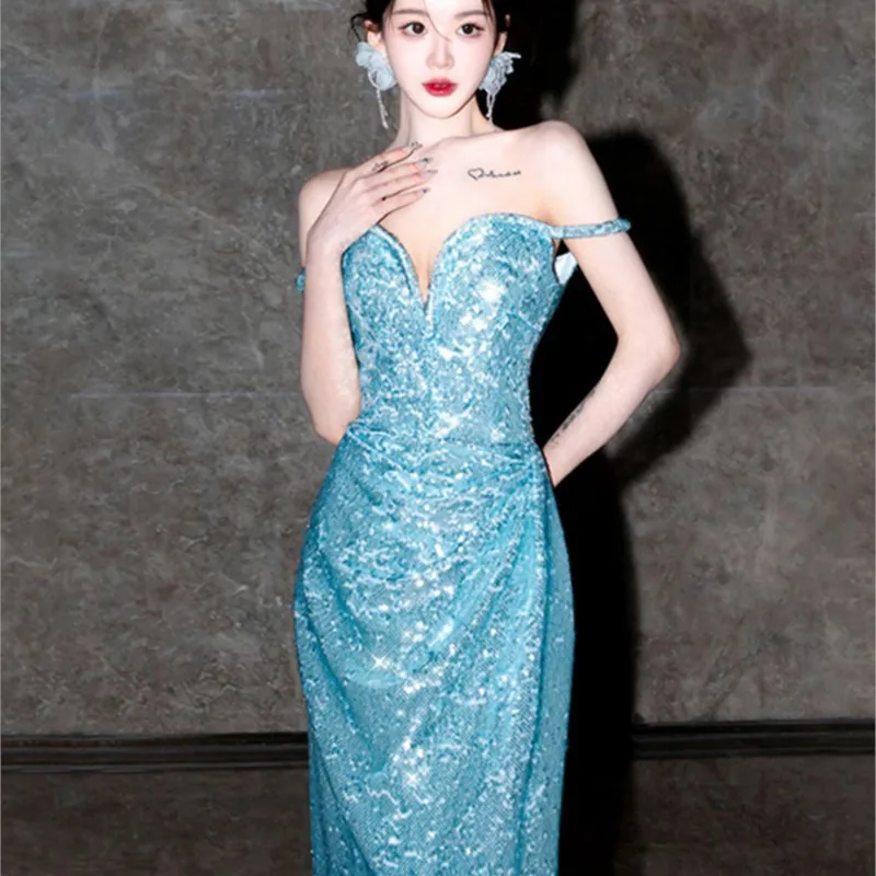 New light luxury one-shoulder host banquet fishtail dress