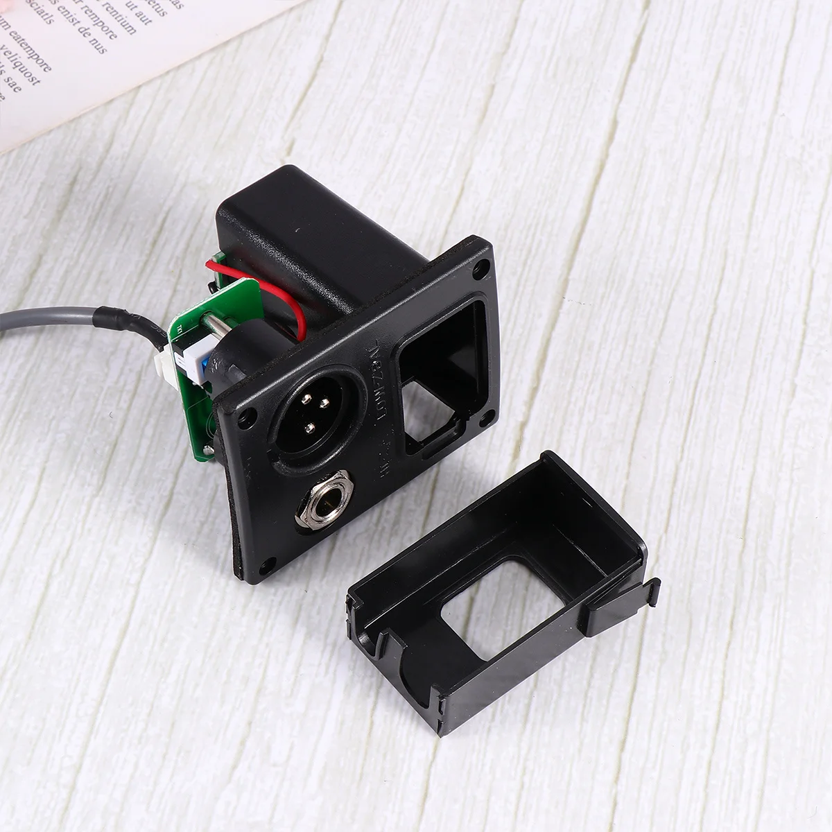 

1pc Guitar Pickup Preamp Piezo Lc-5 Pickup Microphone For Accurate Tuning Noise-Free Volume Control Durable Musical Instrument