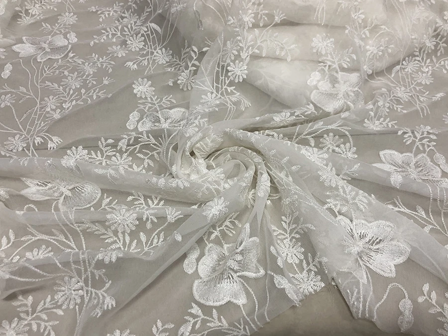 

High Quality Real Silk Embroidery Fashion Cloth White Floral Embroidered Designer Fabric Dress