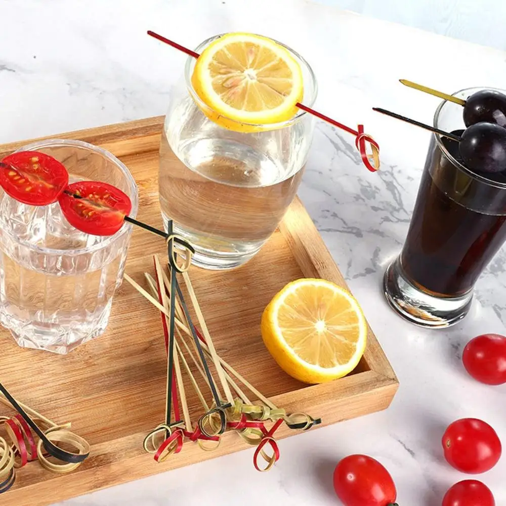 

100Pcs Cocktail Decorative Bamboo Disposable Scissor Shaped Cocktail Skewer Fancy Sticks Appetizers Picks Ring Toothpick