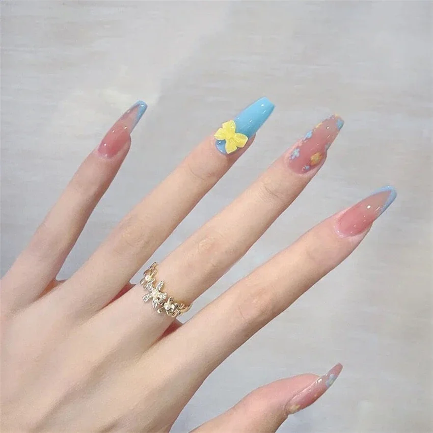 

24Pcs/Set Removable Small Flower Bowknot Press on Nail Full Cover Adhesive Acrylic Wearing False Nails Removable Fake Nail Tips