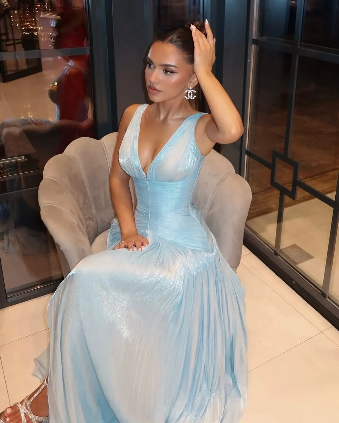 Eightale 2025 Abito da sera sexy con scollo a V pieghe azzurro per la festa nuziale Abito da ballo arabo saudita Abito da festa Dubai personalizzato