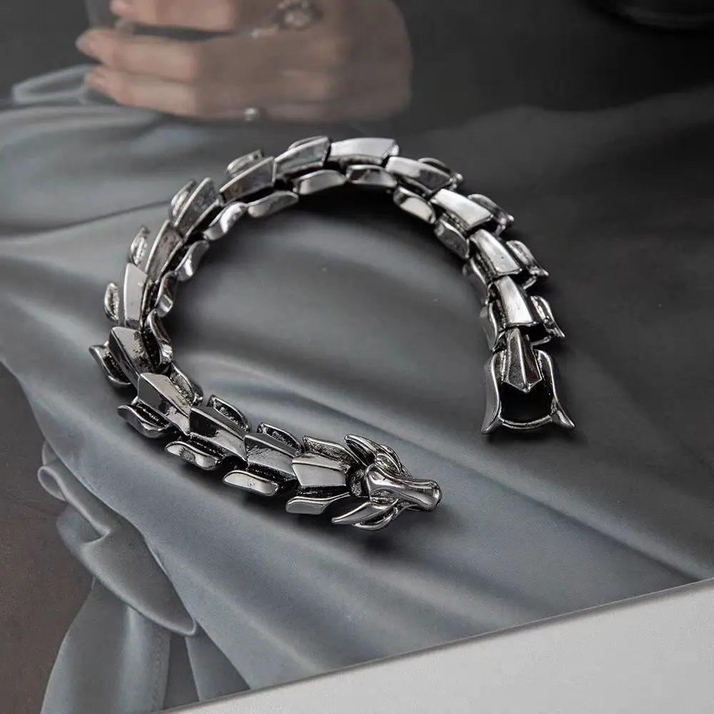 

Men's Personality Domineering Keel Fashion Bracelet Ins Niche Design Advanced Punk Trend Indelible Jewelry.