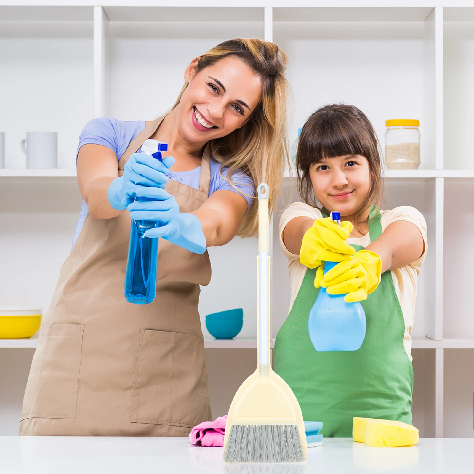 مجموعة واحدة من مجرفة المكنسة للأطفال، أداة تنظيف بلاستيكية صغيرة خفيفة الوزن، مساعد للتدبير المنزلي، لسطح المكتب