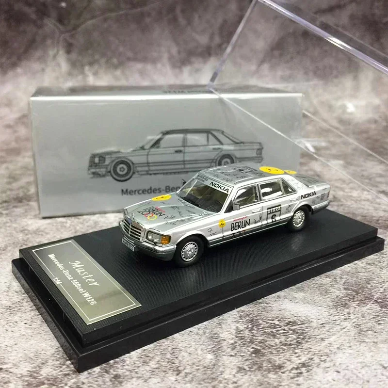 Master 1:64 Model Car S Class W126 560SEL Alloy Die-Cast -Berlin 2000 LTD 499