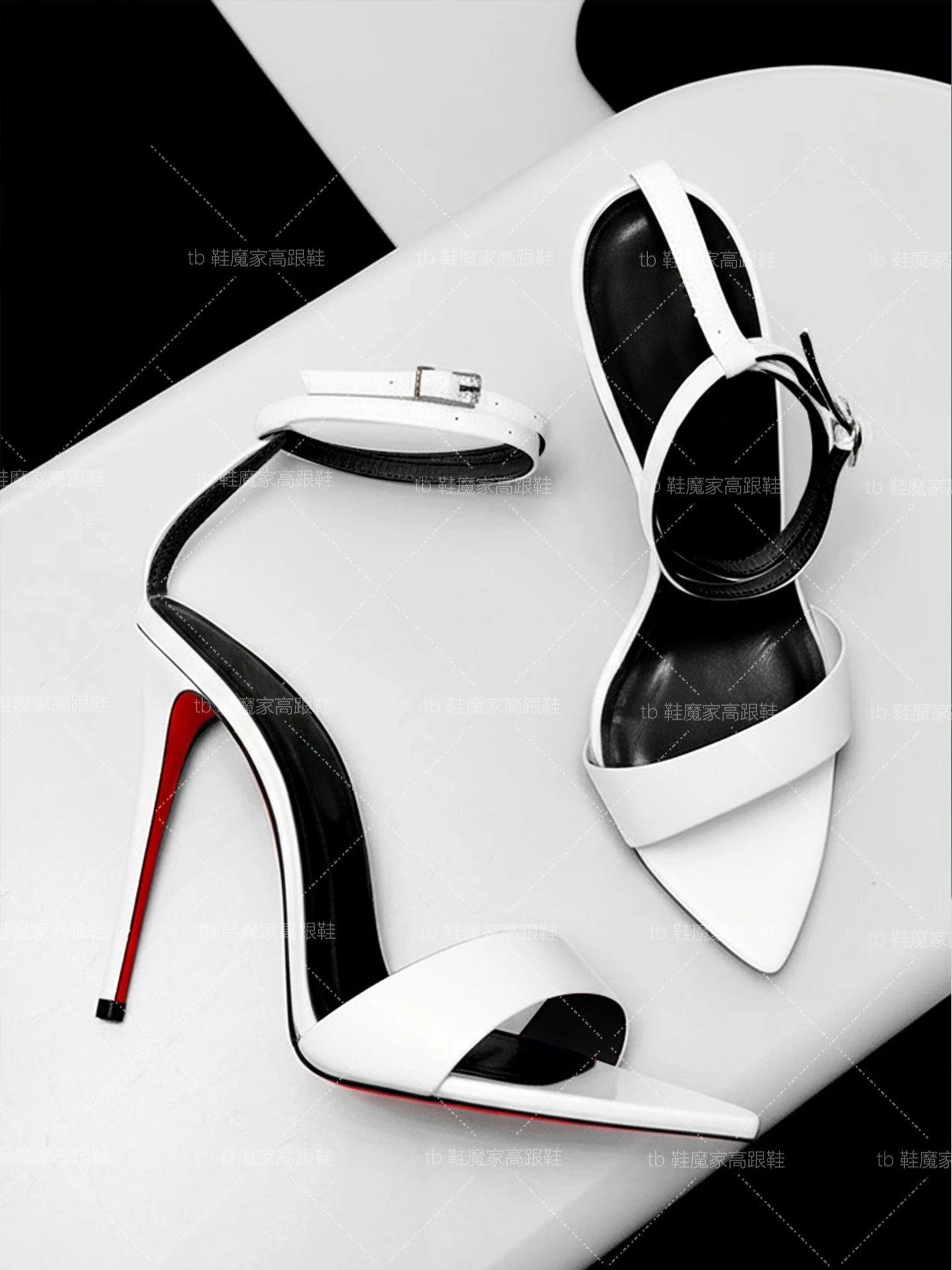 

New 12cm large-size pointed T-strap red-soled high heels, 13cm open-toe buckle sexy slim sandals