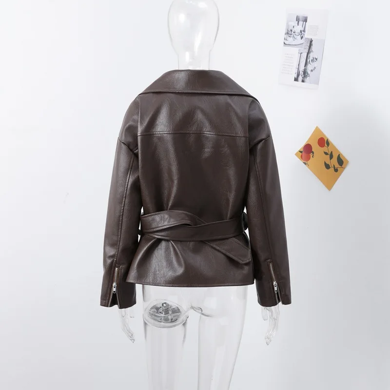 Chaqueta de PU con cinturón y cremallera para mujer, abrigo de cuero con correa corta y cuello vuelto, estilo europeo americano, primavera y otoño 2025