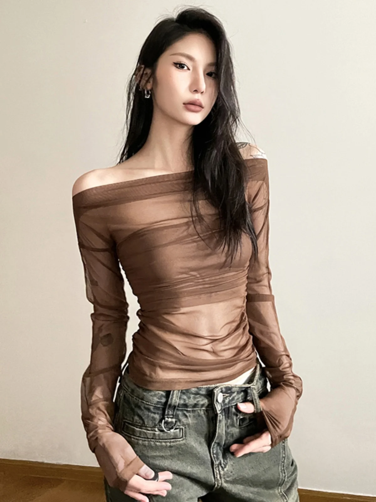 WEIRD PUSS Spicy Girl Atmosphere Small Sexy One-Shoulder Mesh Splice Long Sleeve T-Shirt Pleated Slimming Top Street Style Pu...