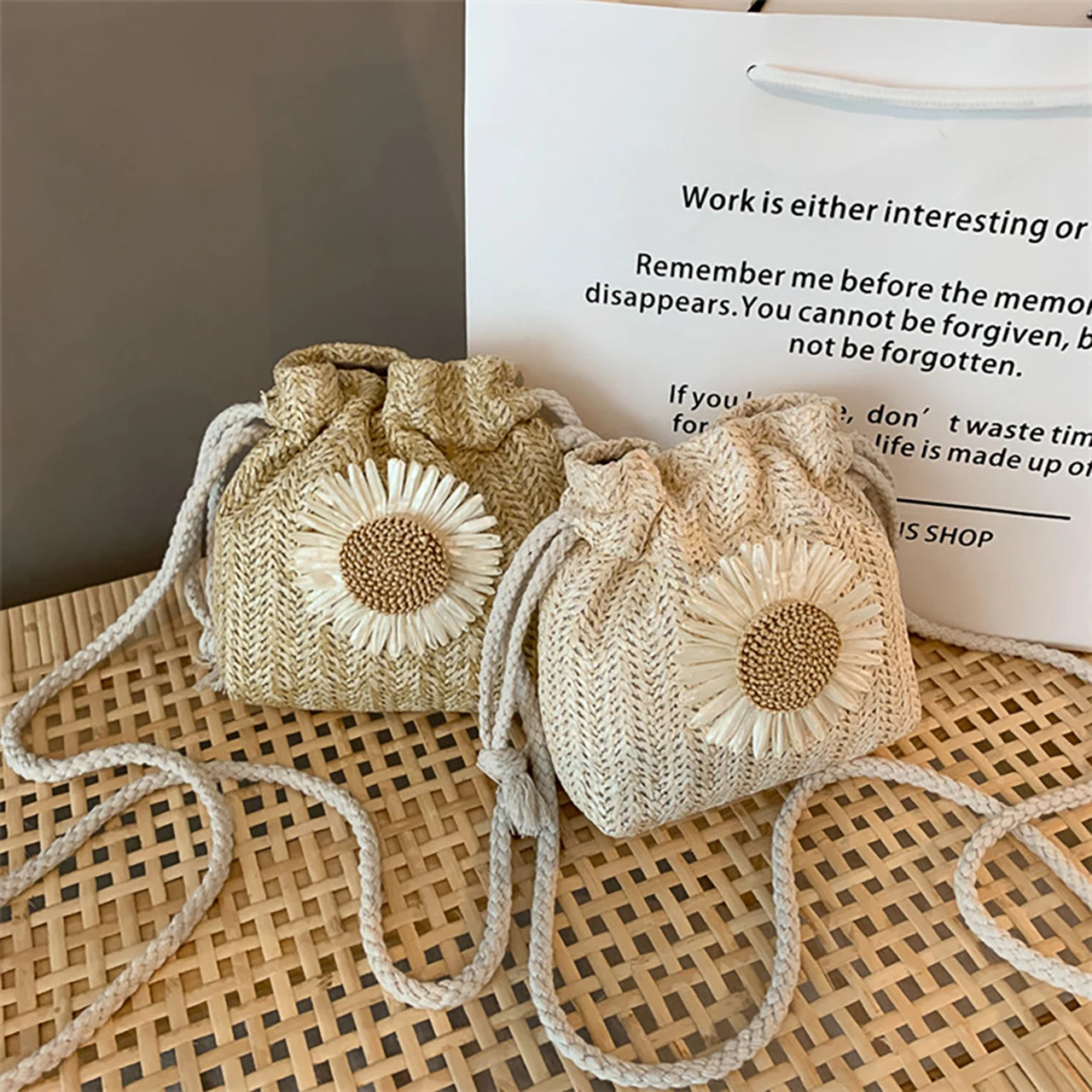Sweet Flower Straw Woven Bag For Women Shoulder Crossbody Bags Summer Cute INS Bucket Bag Personality Girl Handbag Photo Props
