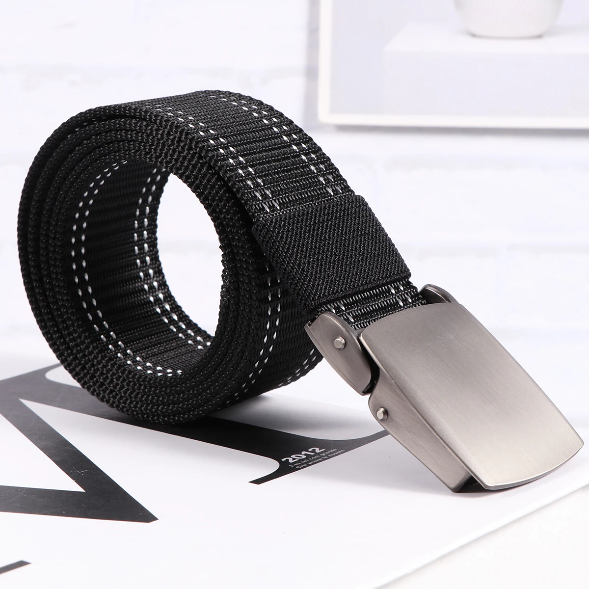 

1pc Canvas Waist Belt Lightweight Adjustable Men'S Outdoor Training Belt Durable Breathable Nylon Belts For Casual Daily Wear