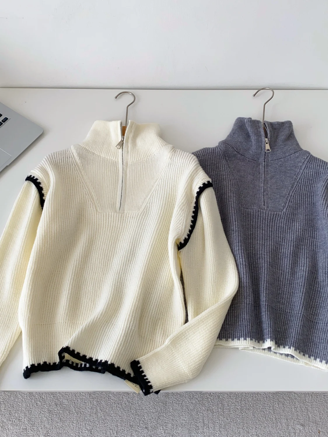 

2026 New Autumn Winter Women Turtleneck Long Sleeve Knitted Pullover Hit Color Patchwork Loose Casual Half Zipper Sweater Tops