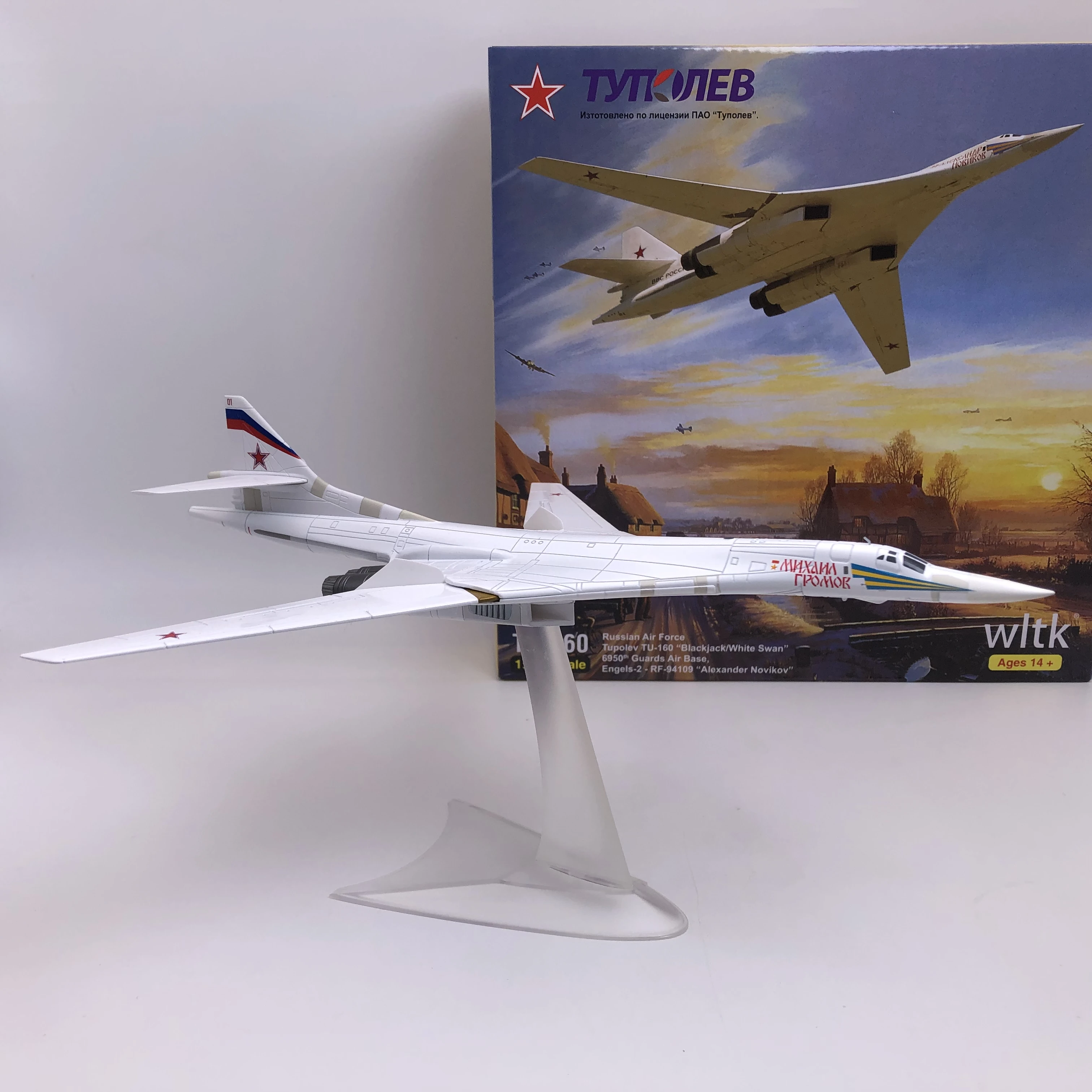 Wltk Russia Air Force Tupolev Tu-160 #1 White Swan Blackjack Bomber 1/200 Diecast Aircraft Airplane Model