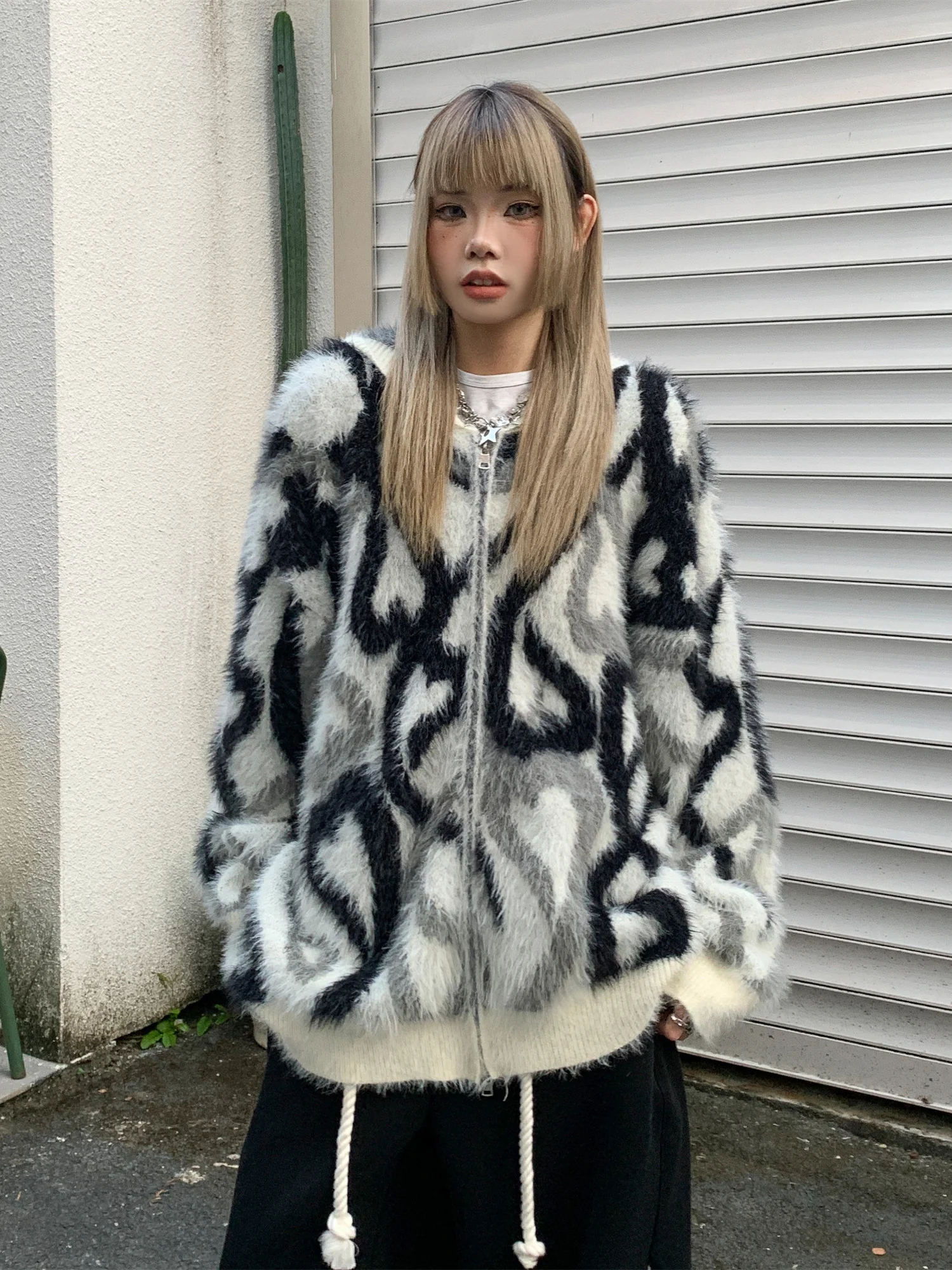 

Стильная женская толстовка в американском ретро-стиле из имитации норки, свободного кроя, зимний вязаный свитер-пальто, мужской комфортный теплый свитер с длинными рукавами