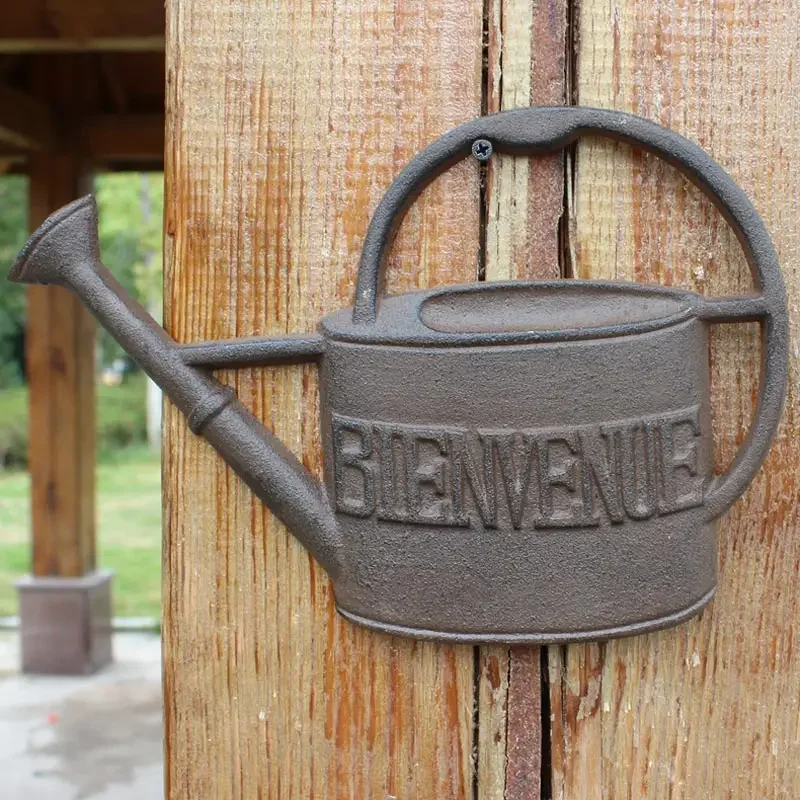 Cast Iron BIENVENUE Sign Wall Welcome Plaques For Outdoor Garden Countyard Decoration Retro Style Rustic Kettle Water Jug Shape