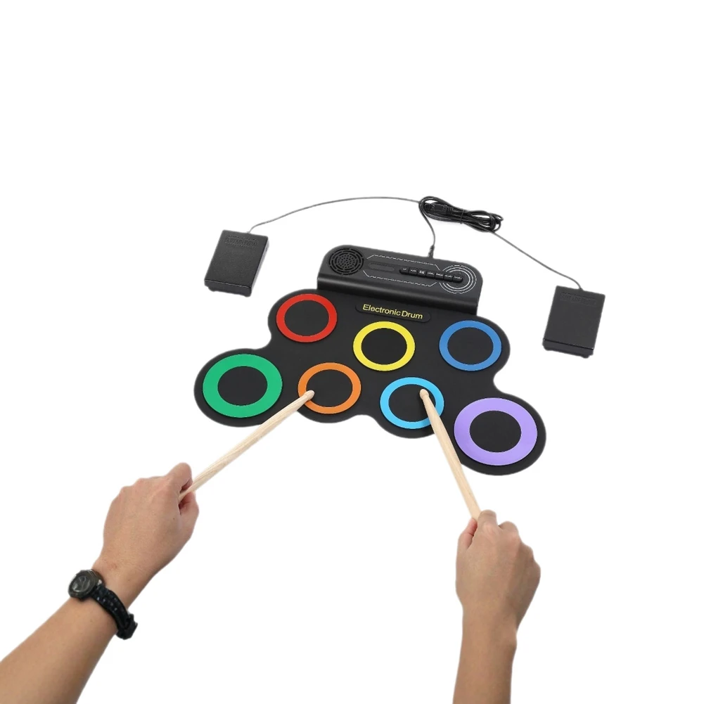 مجموعة أدوات الطبول الكهربائية FFYY، مكبر صوت مدمج، آلة طبلة قابلة للطي للأطفال مع دواسات قدم، أعواد طبلة متعددة الألوان والأسود