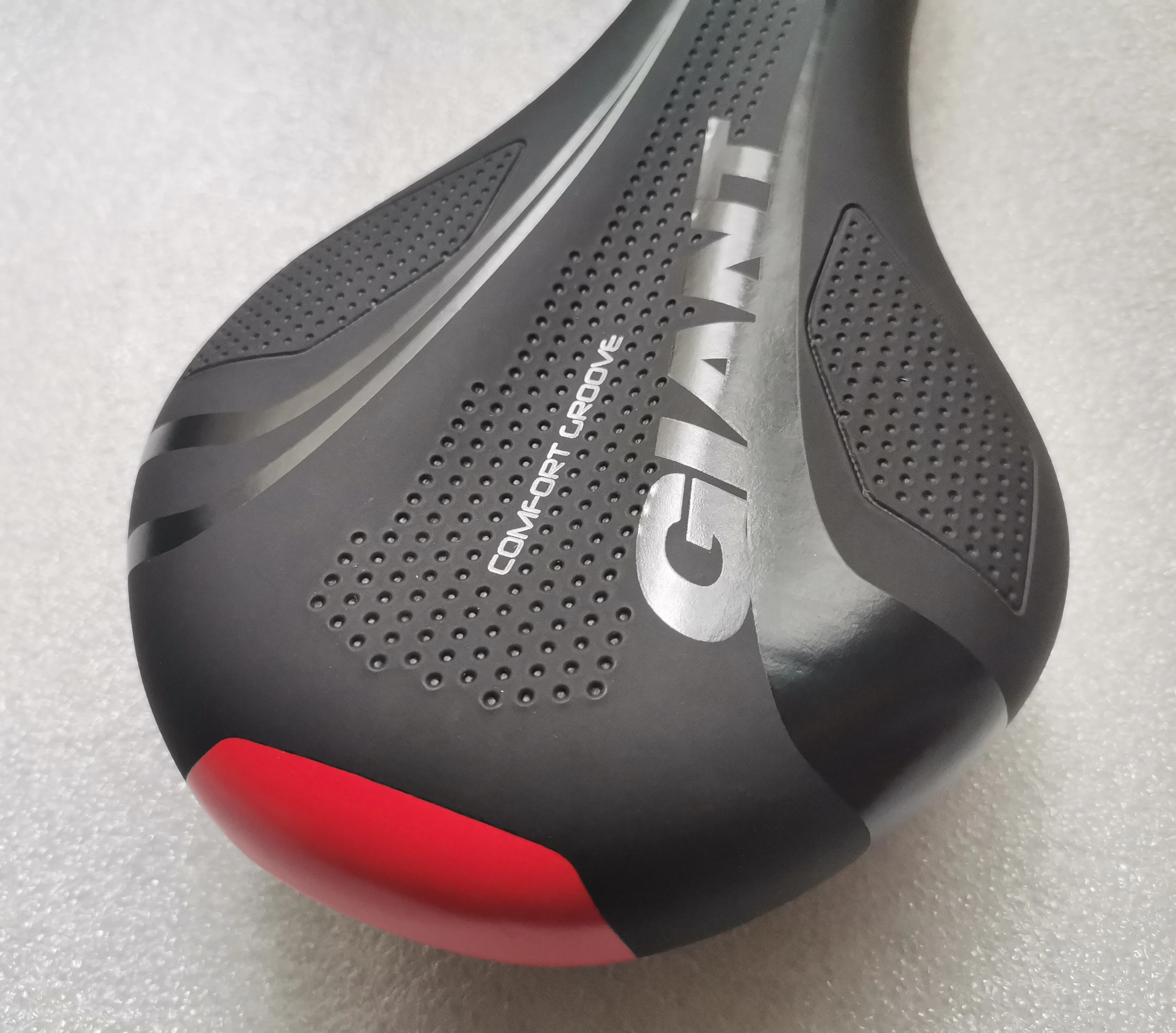 مقعد سرج كبير مريح من MTB CITY TOURING BIKE أسود أحمر من SELLE ROYAL #4