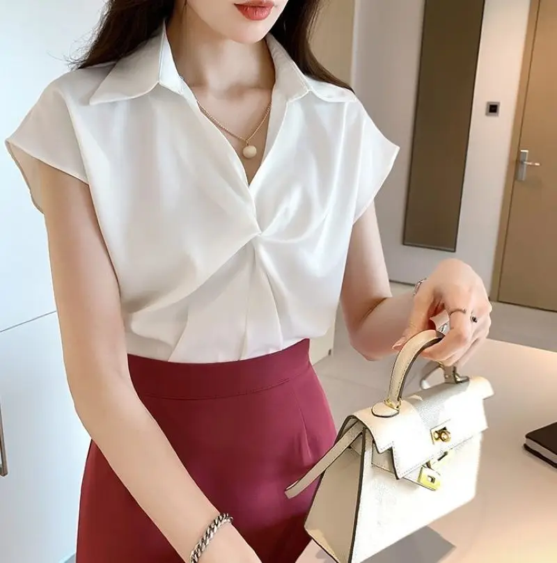 Women\'s Satin Blouse 2024 Summer New V-neck Short-sleeved Solid Color Blouse Fashion Design Niche top Elegant Ladies Short Shirt