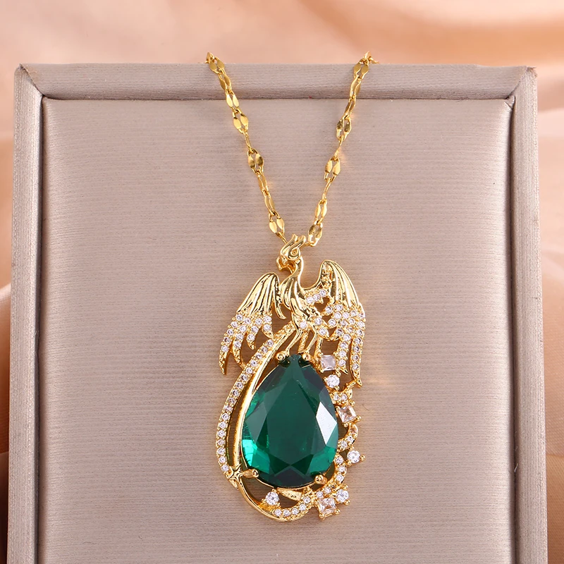 1 Piece Exaggerated Fashion Teardrop-shaped Green Stone Phoenix Pendant Necklace for Women