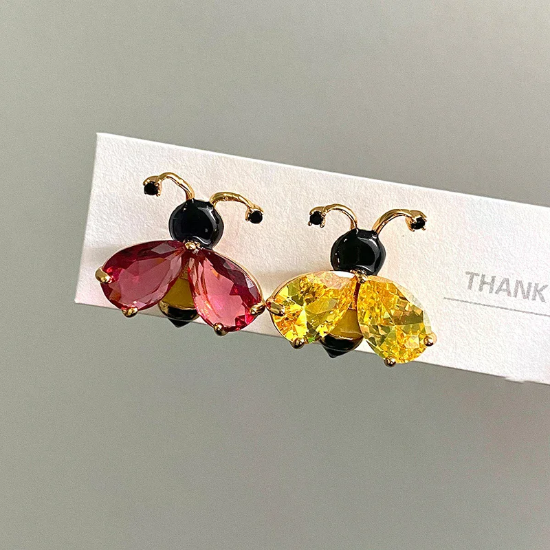 Fashion Cute Crystal Insect Little Bee Brooches Pin For Women Clothing Coat Jewelry Accessries Gifts